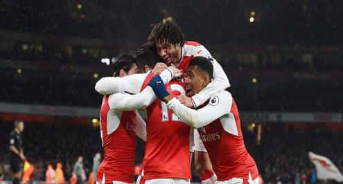 النني يبحث عن أول بطولاته مع أرسنال أمام تشيلسي بنهائي كأس انجلترا